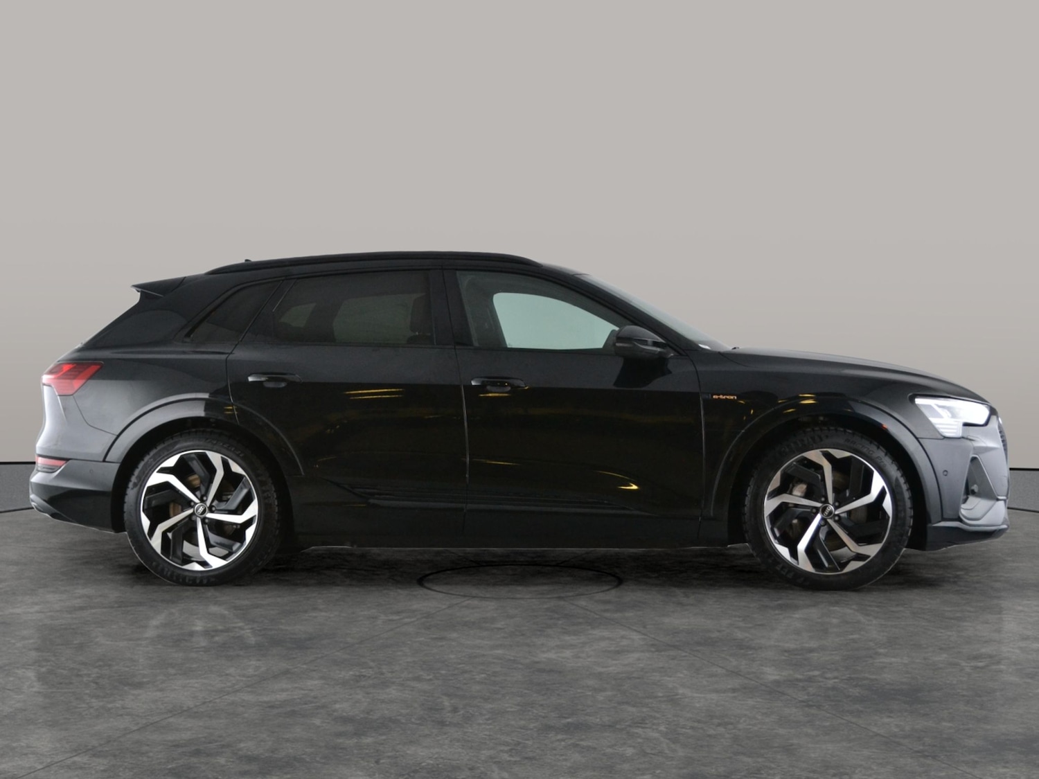 Used Audi e-tron 2022 for sale - 76980596: Photo 12