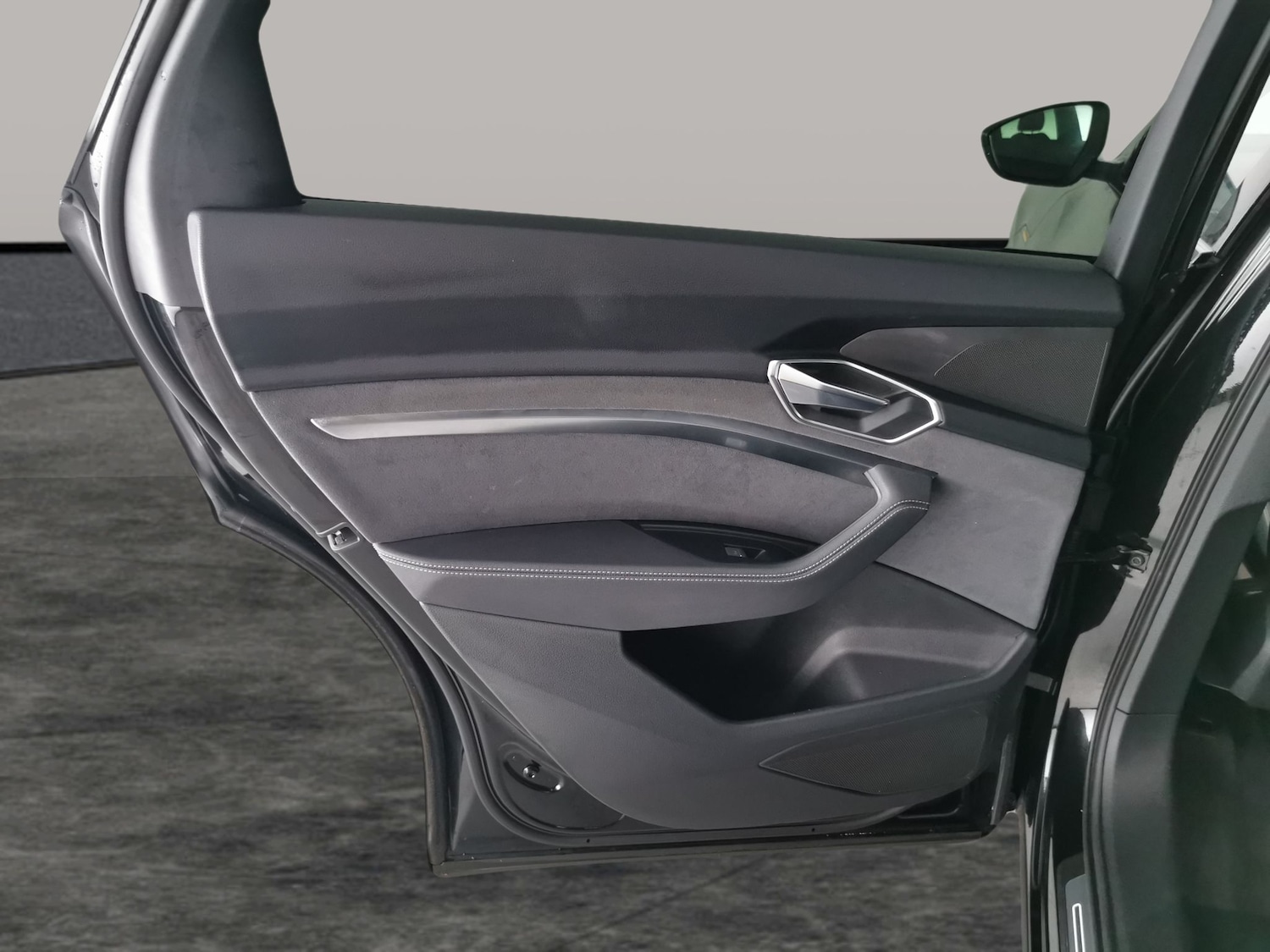 Used Audi e-tron 2022 for sale - 76980596: Photo 33