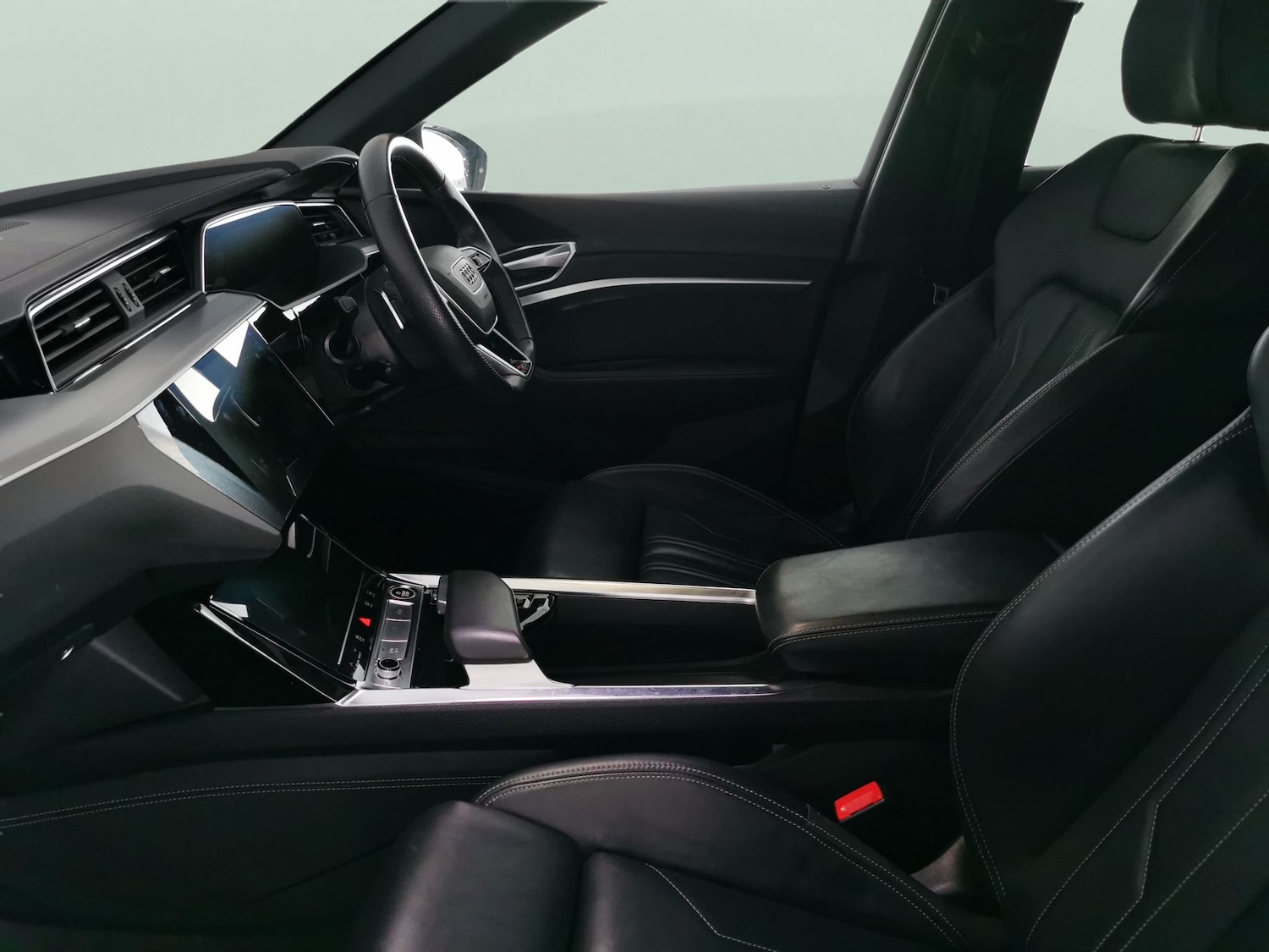 Used Audi e-tron 2022 for sale - 76980596: Photo 4