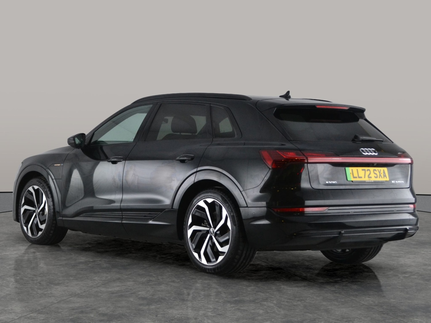 Used Audi e-tron 2022 for sale - 76980596: Photo 9