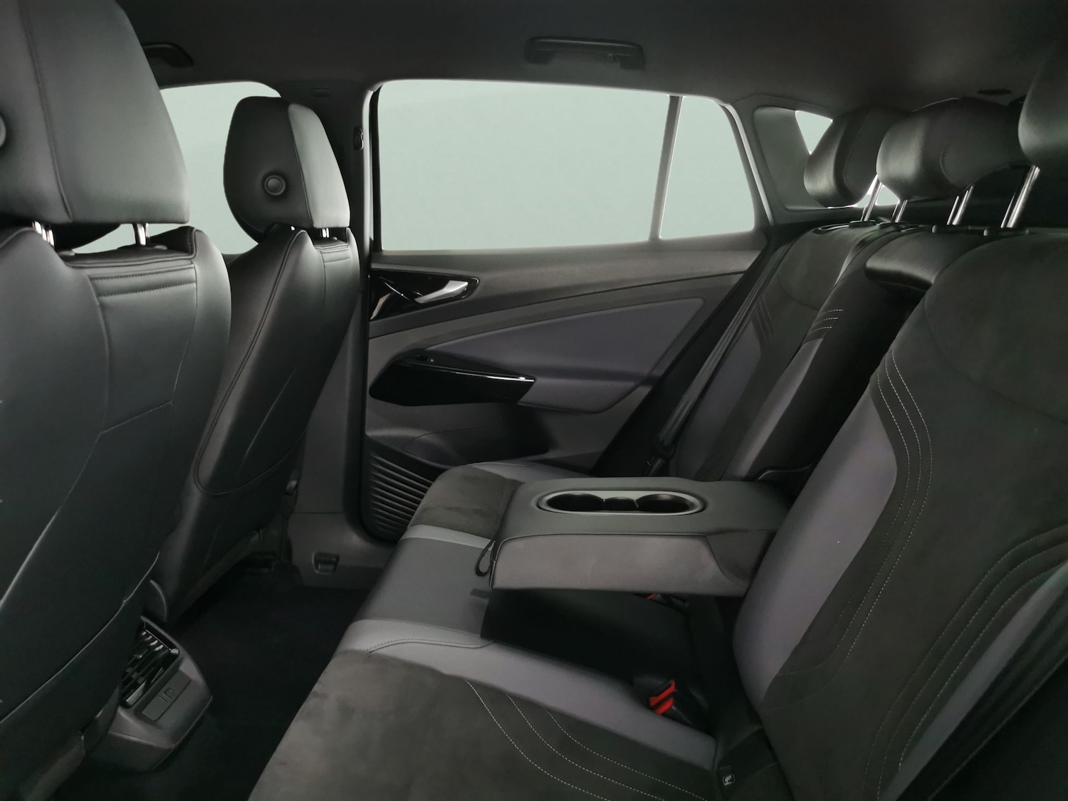 Used Volkswagen ID.4 2023 for sale - 77151838: Photo 25