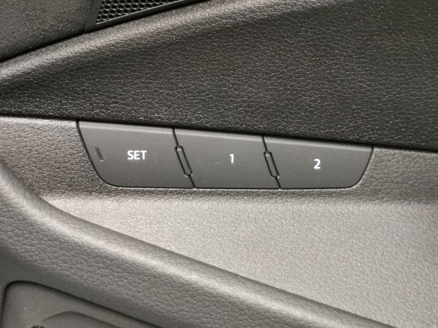 Used Audi e-tron 2023 for sale - 77896660: Photo 14