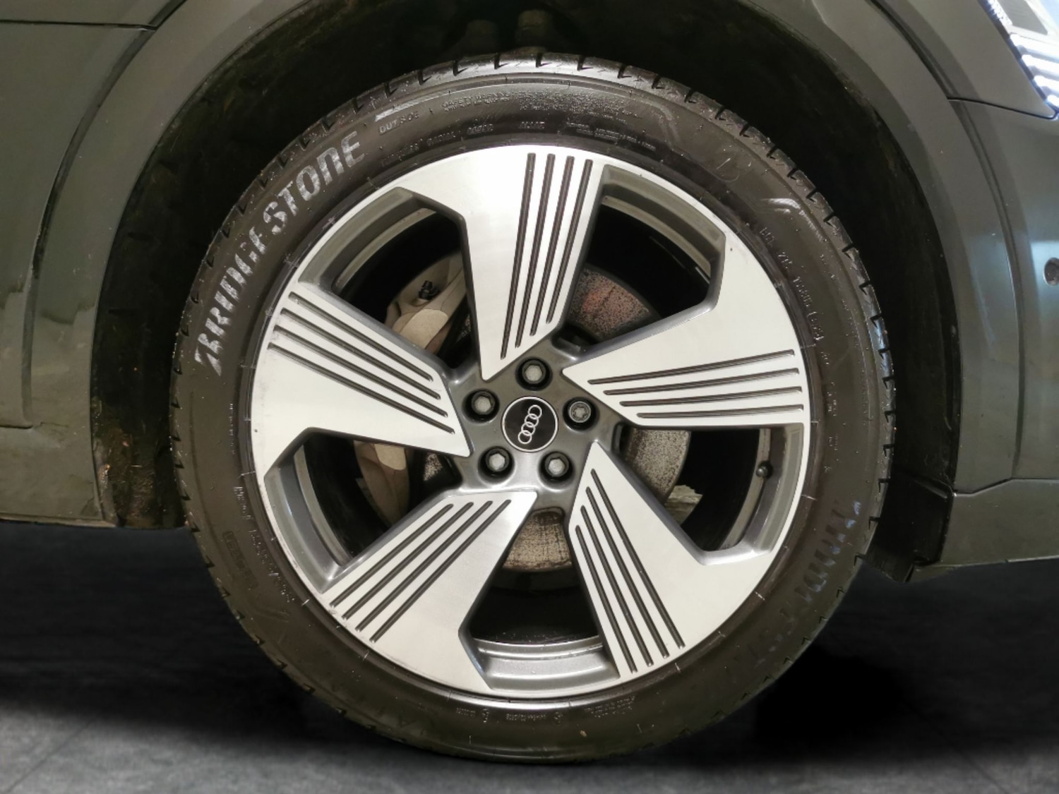 Used Audi e-tron 2023 for sale - 77896660: Photo 23