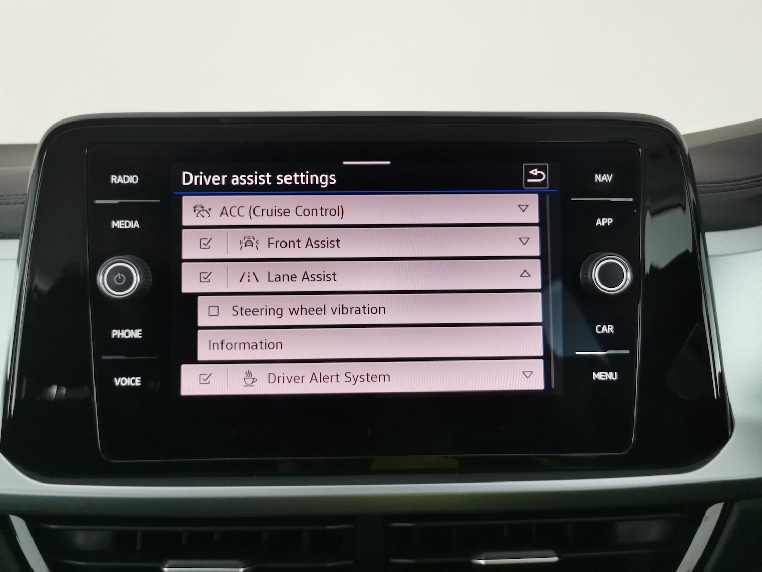 Used Volkswagen T-Roc 2023 for sale - 78166785: Photo 19