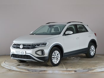 Used Volkswagen T-Roc 2023 for sale - 78166785: Photo