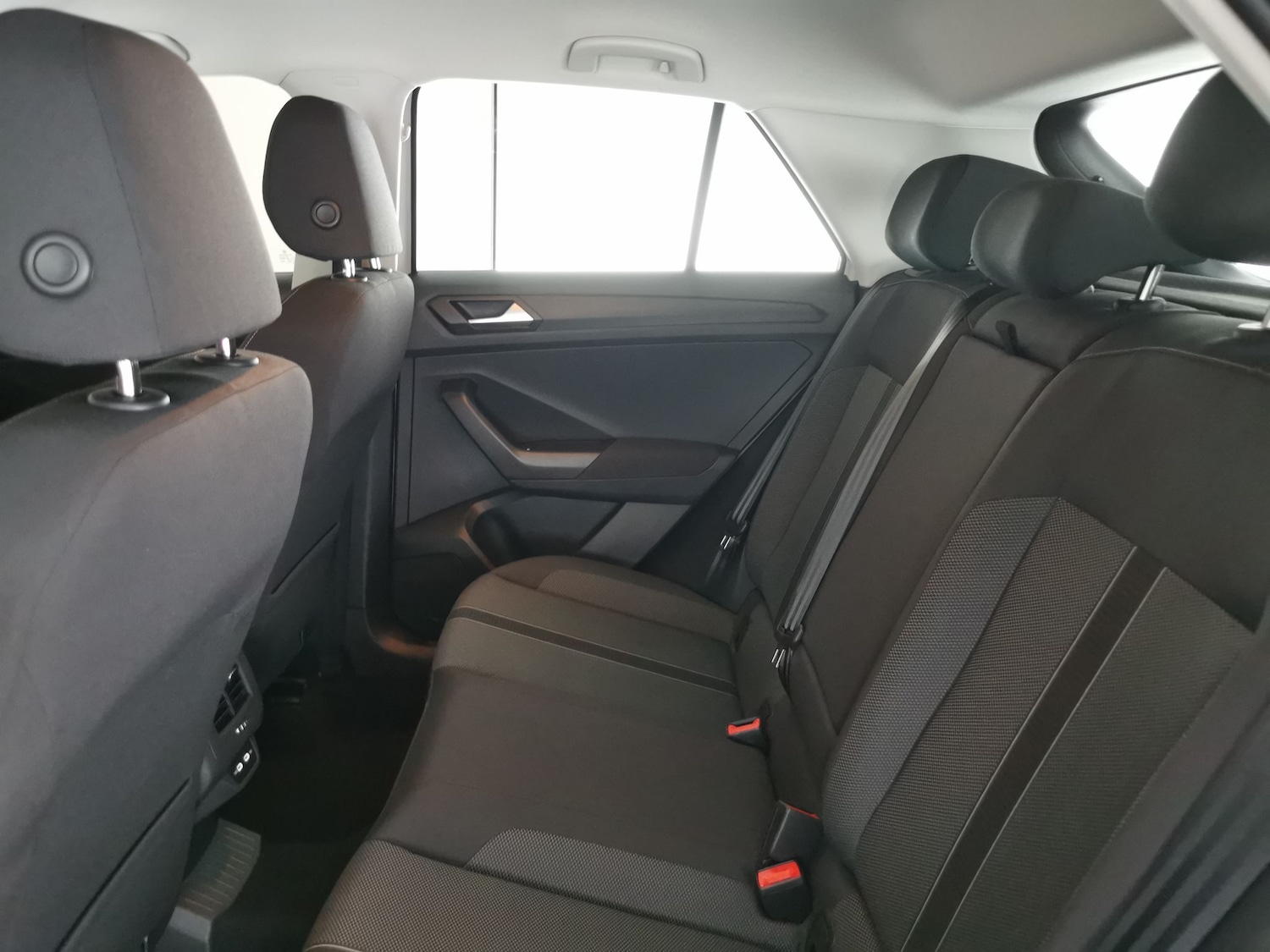 Used Volkswagen T-Roc 2023 for sale - 78166785: Photo 23