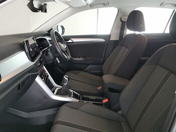Used Volkswagen T-Roc 2023 for sale - 78166785: Photo
