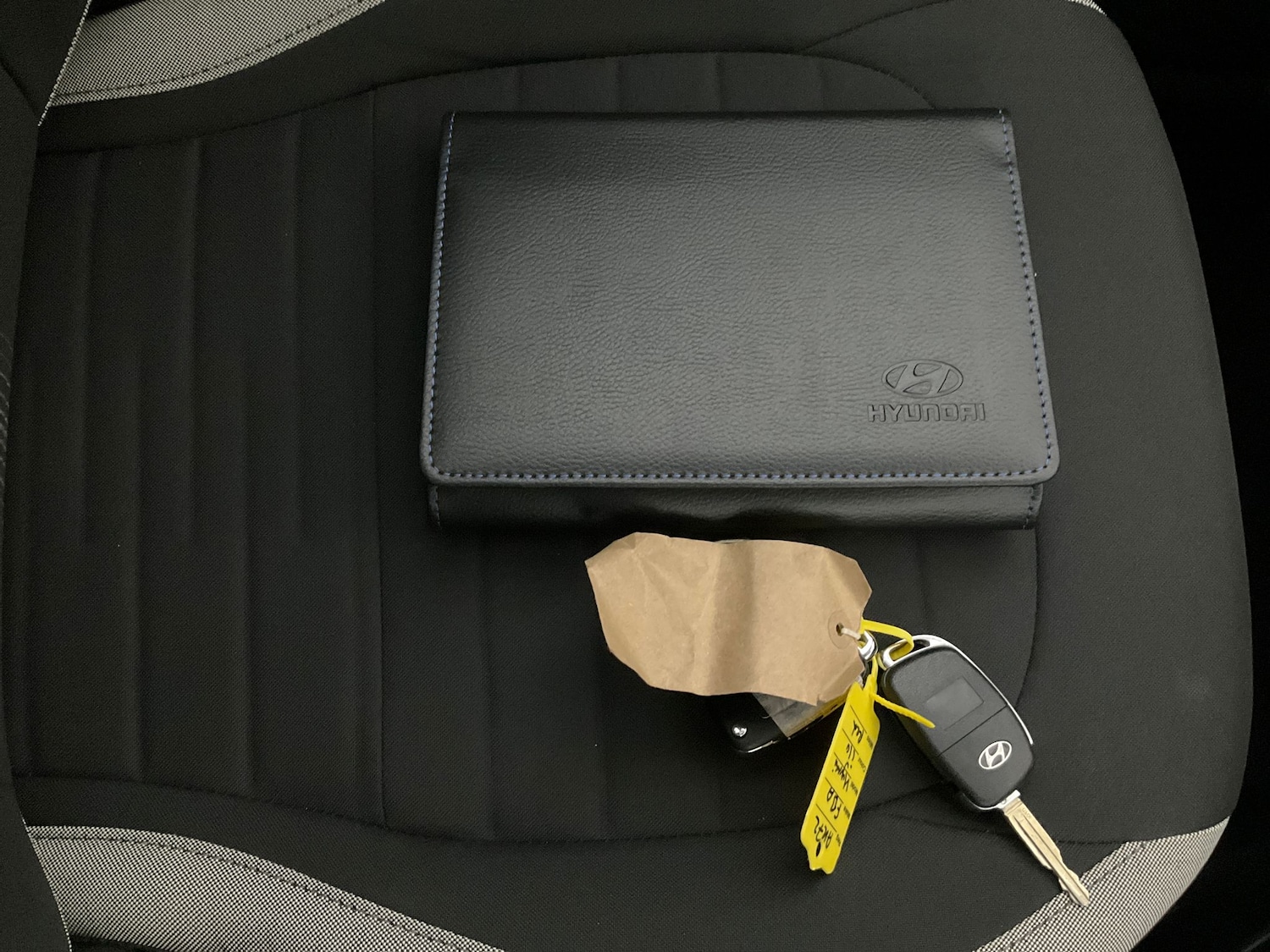 Used Hyundai i10 2022 for sale - 76640849: Photo 26