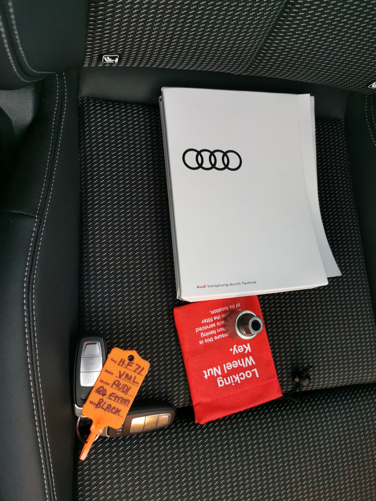 Used Audi Q4 e-tron 2022 for sale - 77540357: Photo 34