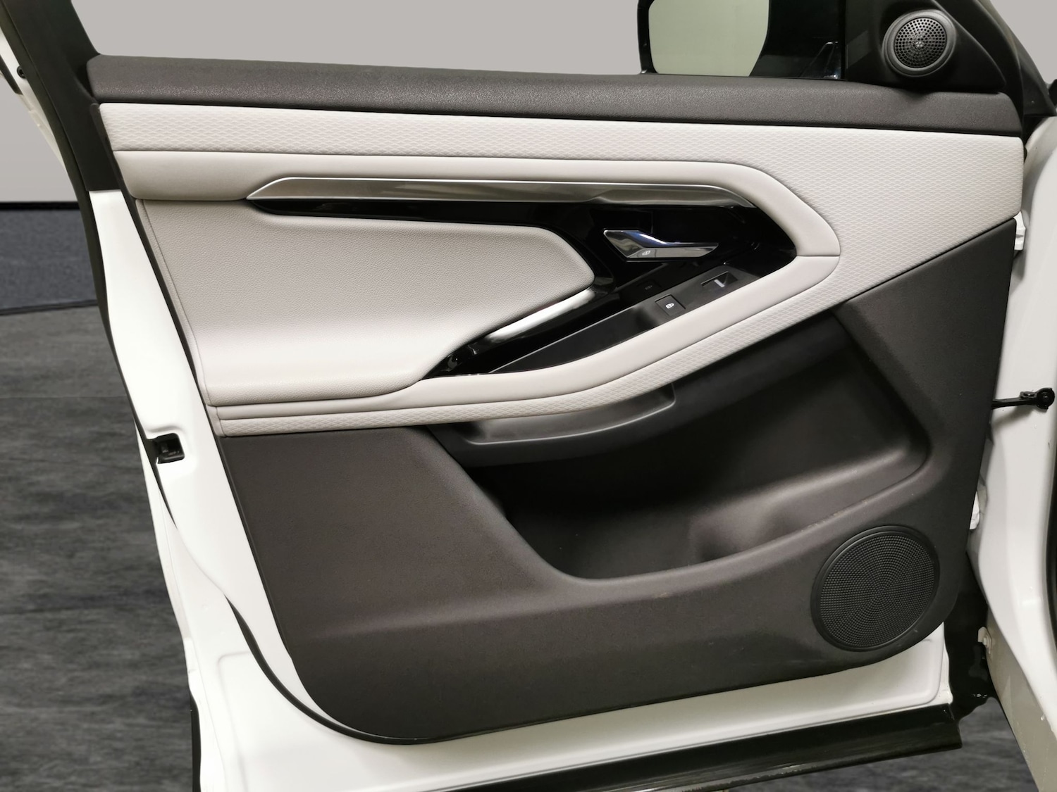 Used Land Rover Range Rover Evoque 2023 for sale - 77873048: Photo 26