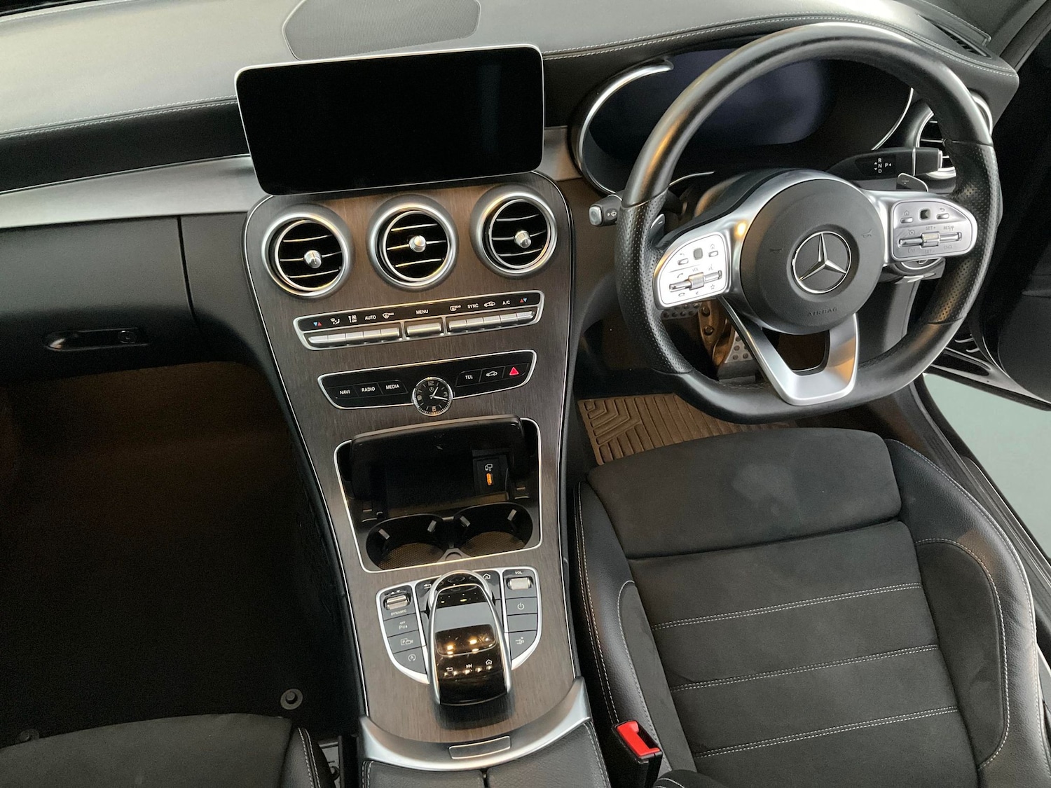 Used Mercedes-Benz C Class 2018 for sale - 76445182: Photo 11