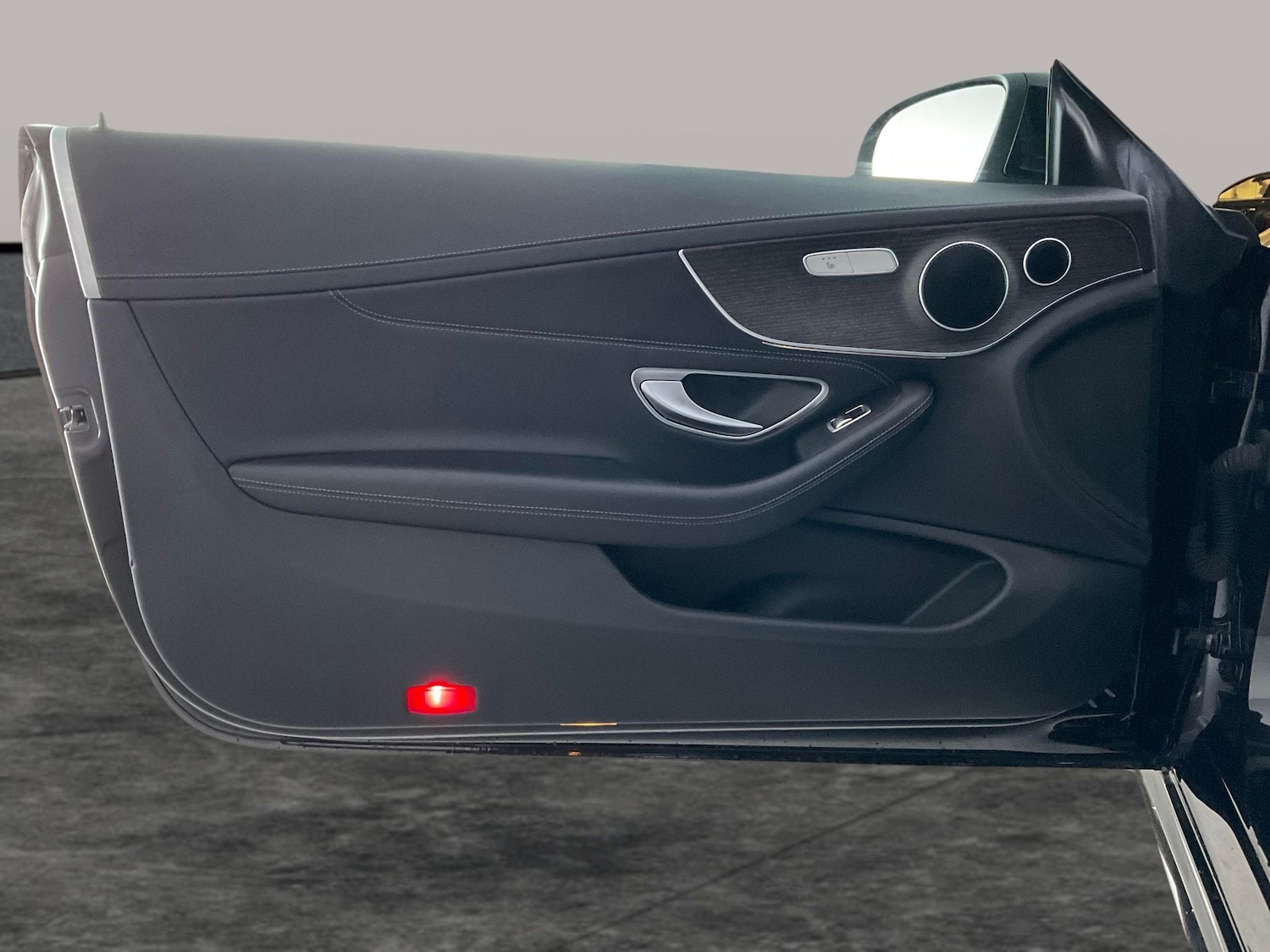 Used Mercedes-Benz C Class 2018 for sale - 76445182: Photo 37