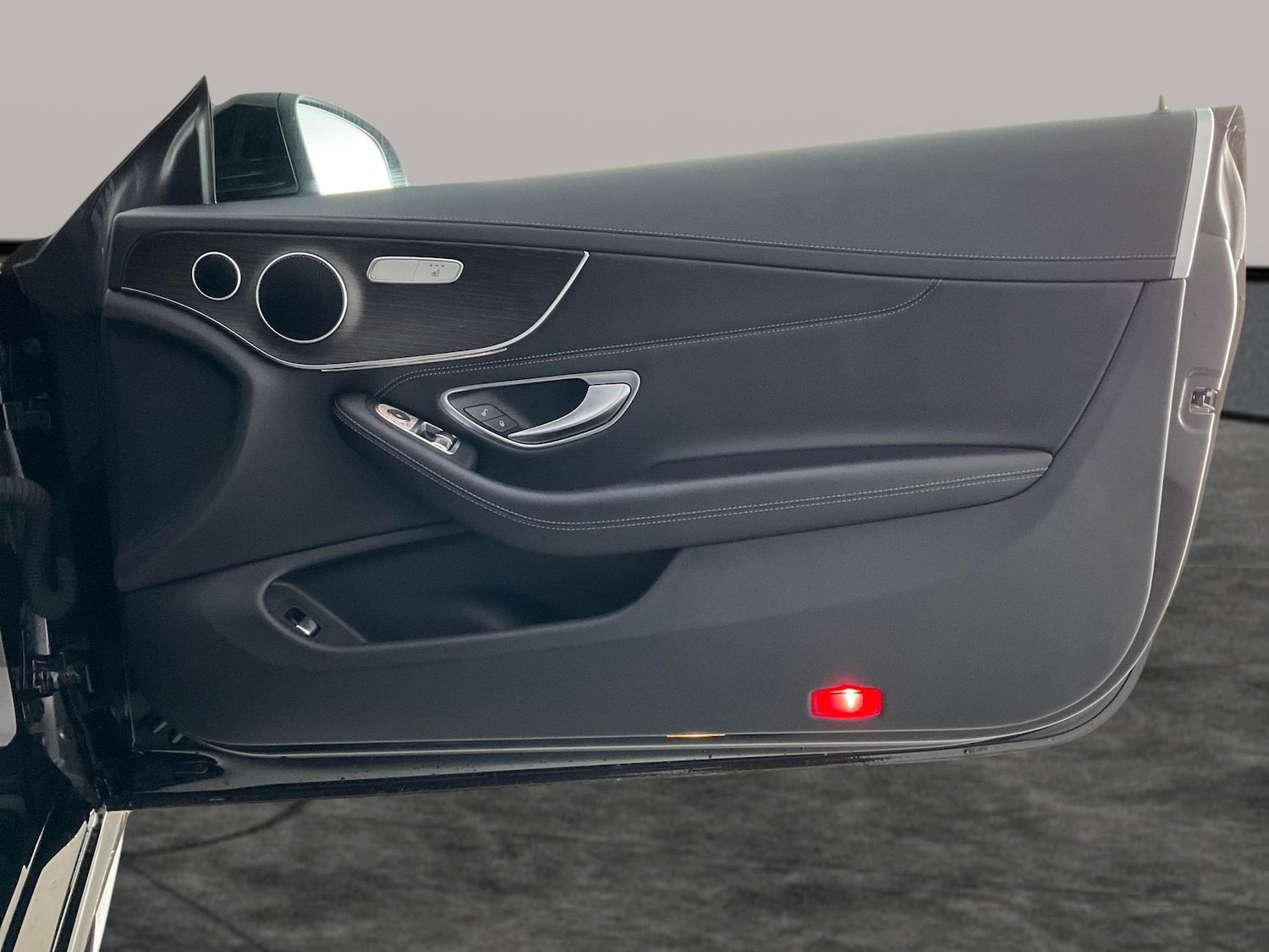 Used Mercedes-Benz C Class 2018 for sale - 76445182: Photo 38