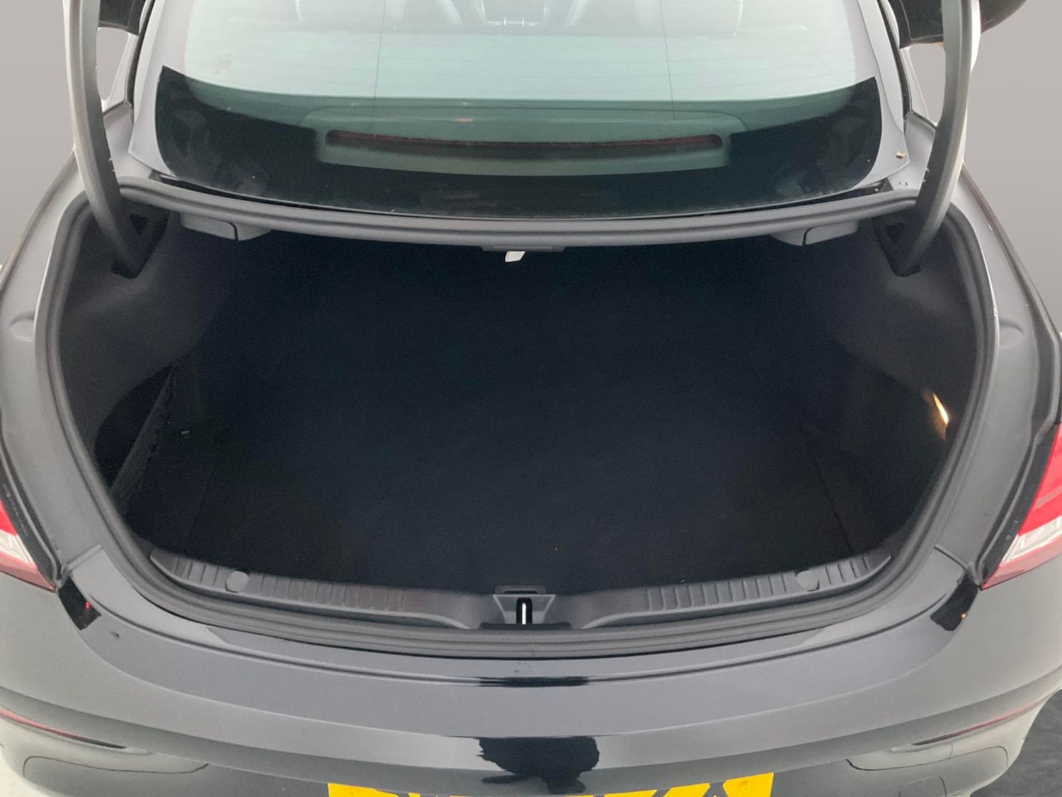 Used Mercedes-Benz C Class 2018 for sale - 76445182: Photo 41