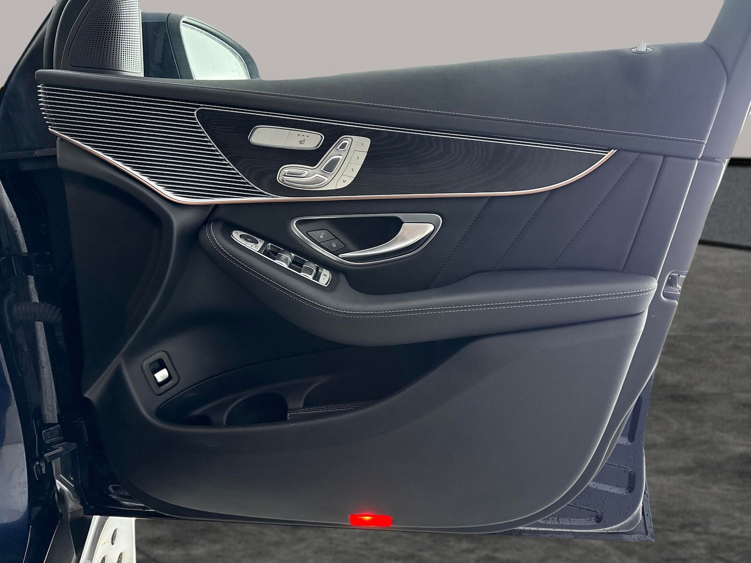 Used Mercedes-Benz EQC 2021 for sale - 77196267: Photo 28