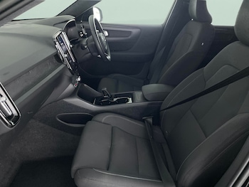 Used Volvo XC40 2022 for sale - 76933493: Photo