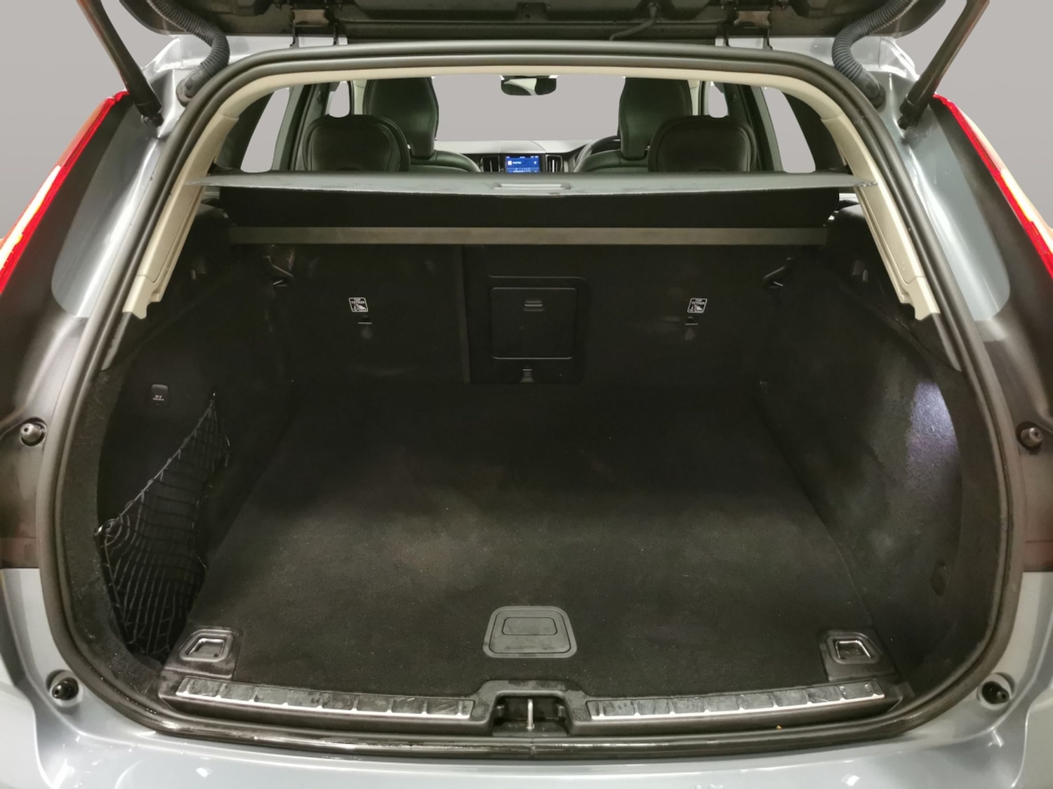 Used Volvo XC60 2023 for sale - 77789932: Photo 30