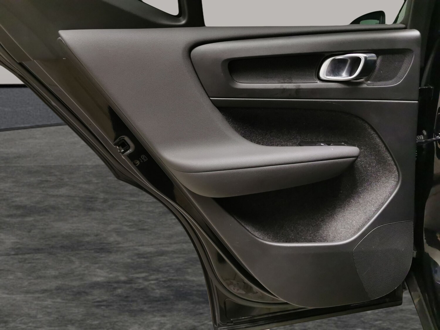 Used Volvo XC40 2021 for sale - 78150860: Photo 25