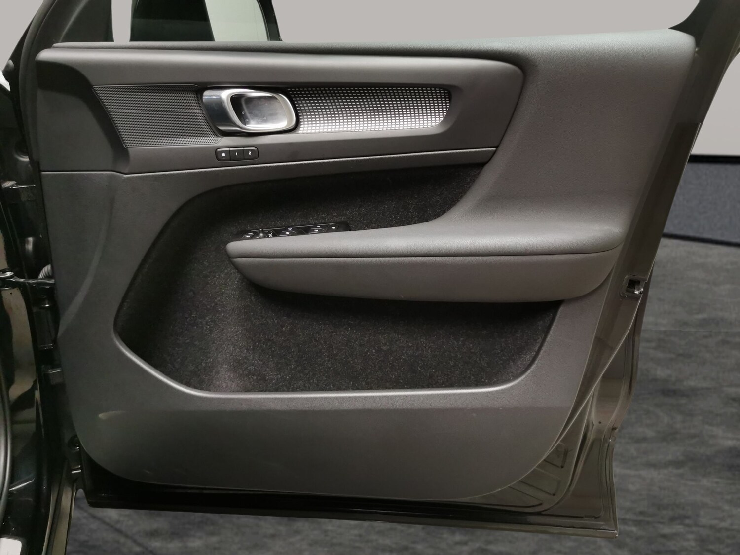 Used Volvo XC40 2021 for sale - 78150860: Photo 27