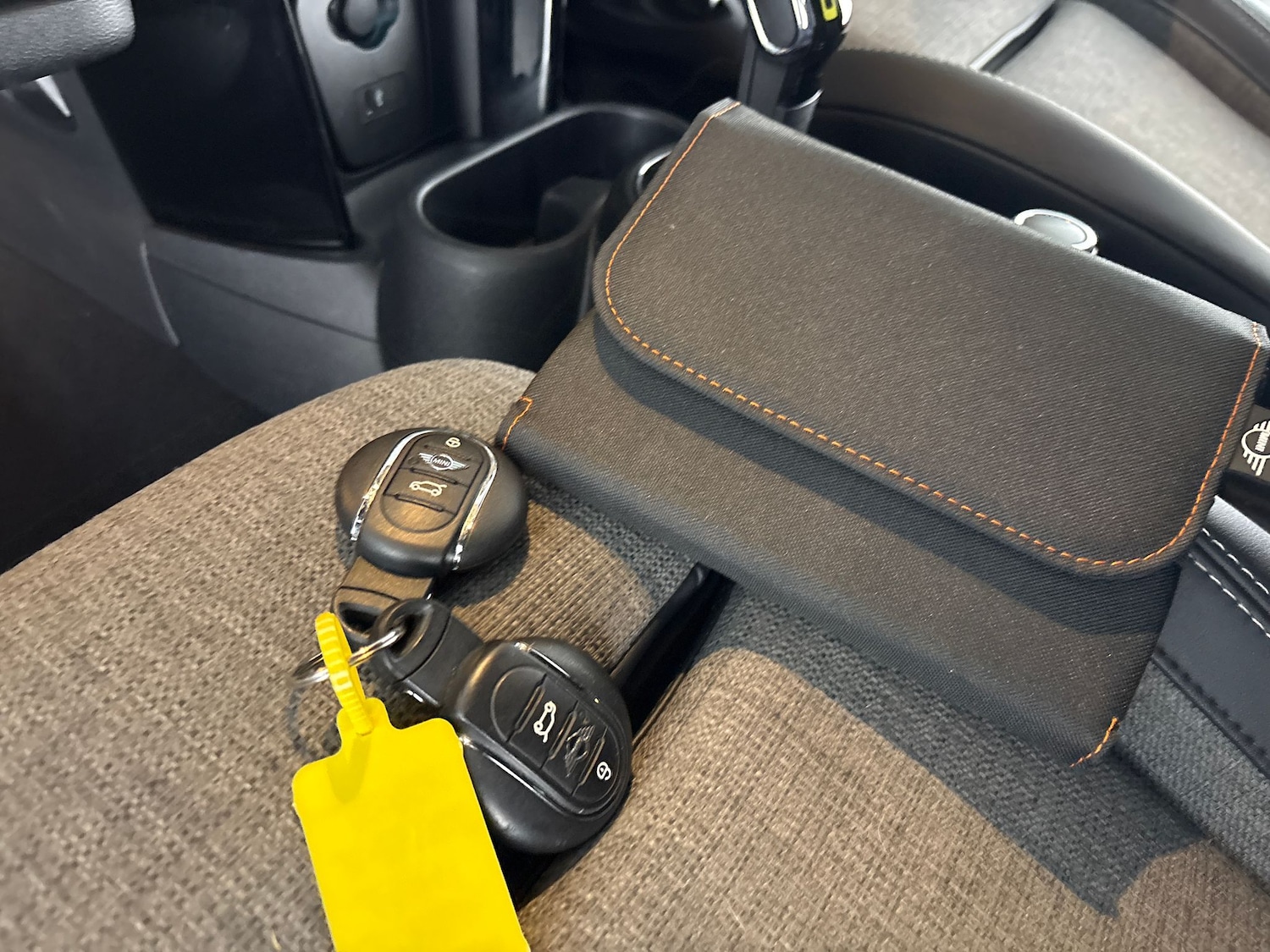 Used MINI Electric Hatch 2022 for sale - 76821811: Photo 34