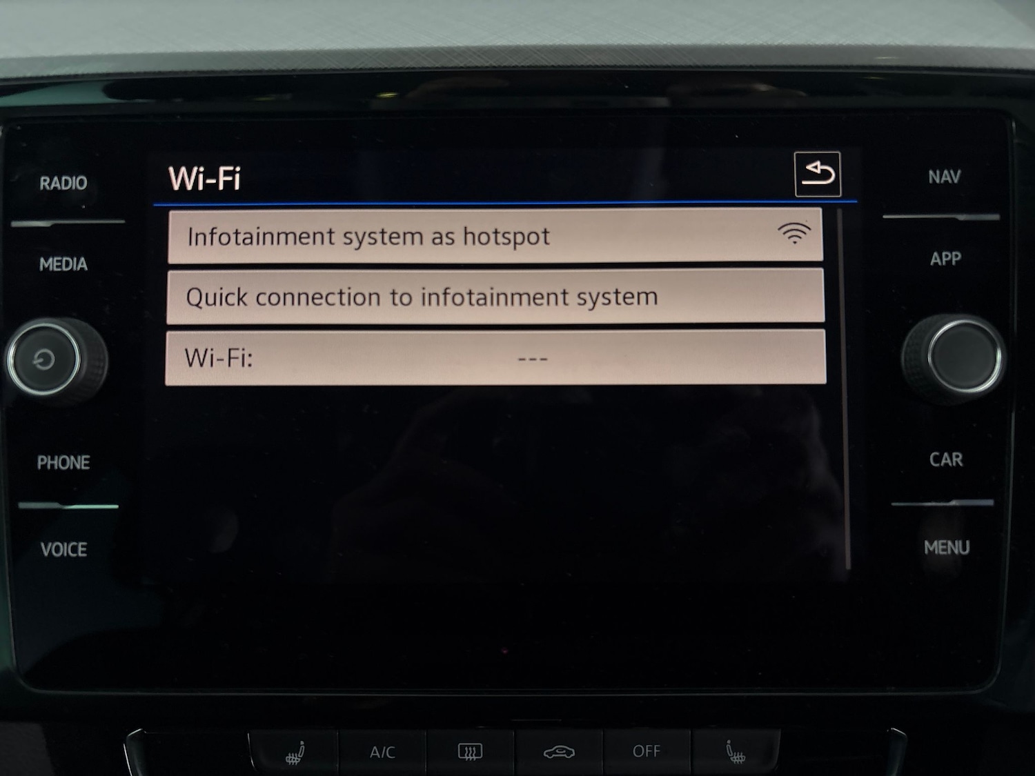 Used Volkswagen Passat 2022 for sale - 76420786: Photo 22