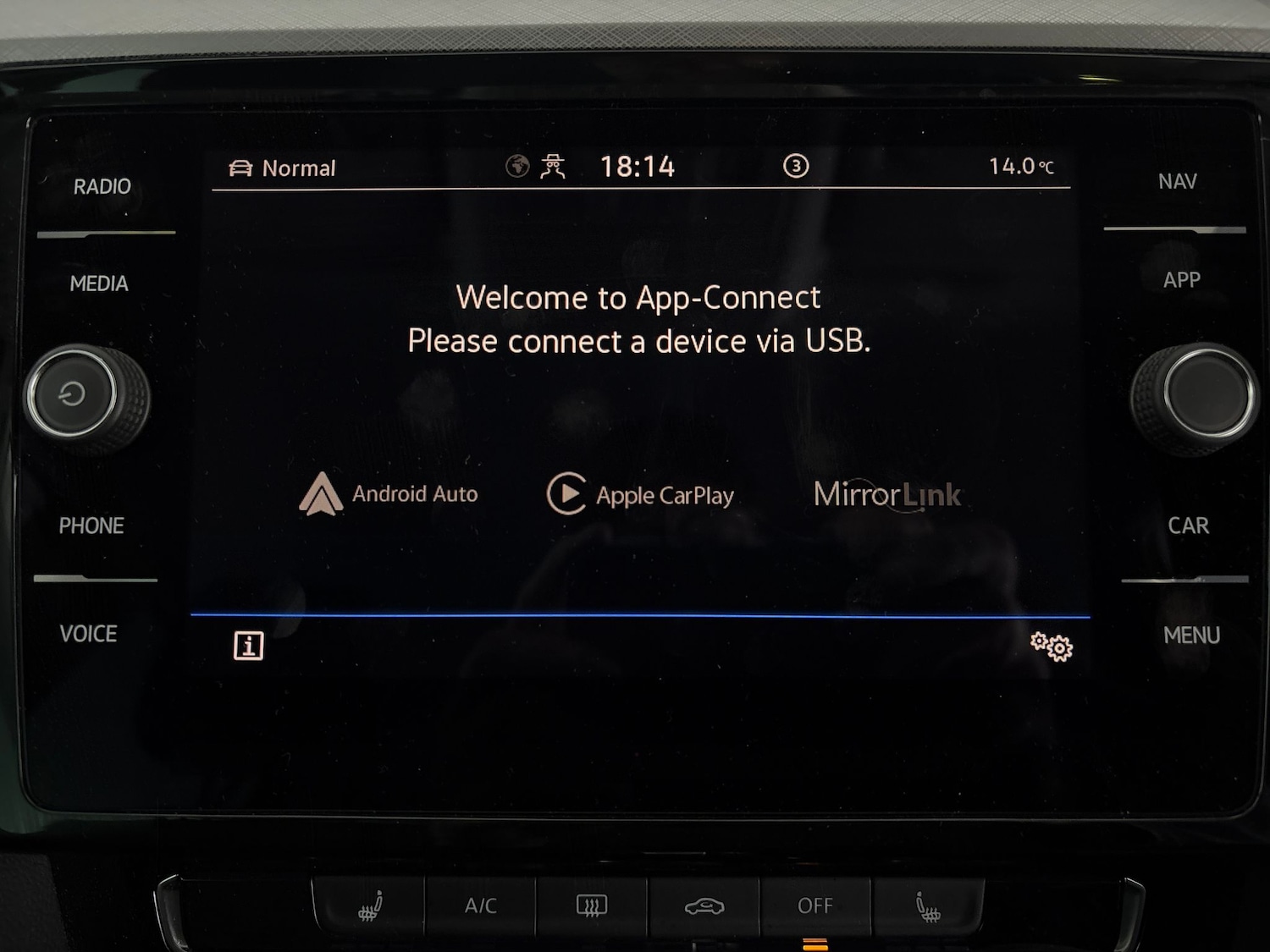 Used Volkswagen Passat 2022 for sale - 76420786: Photo 23