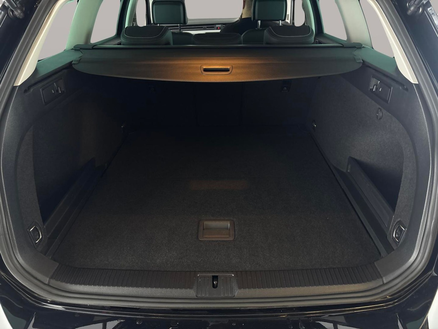 Used Volkswagen Passat 2022 for sale - 76420786: Photo 45