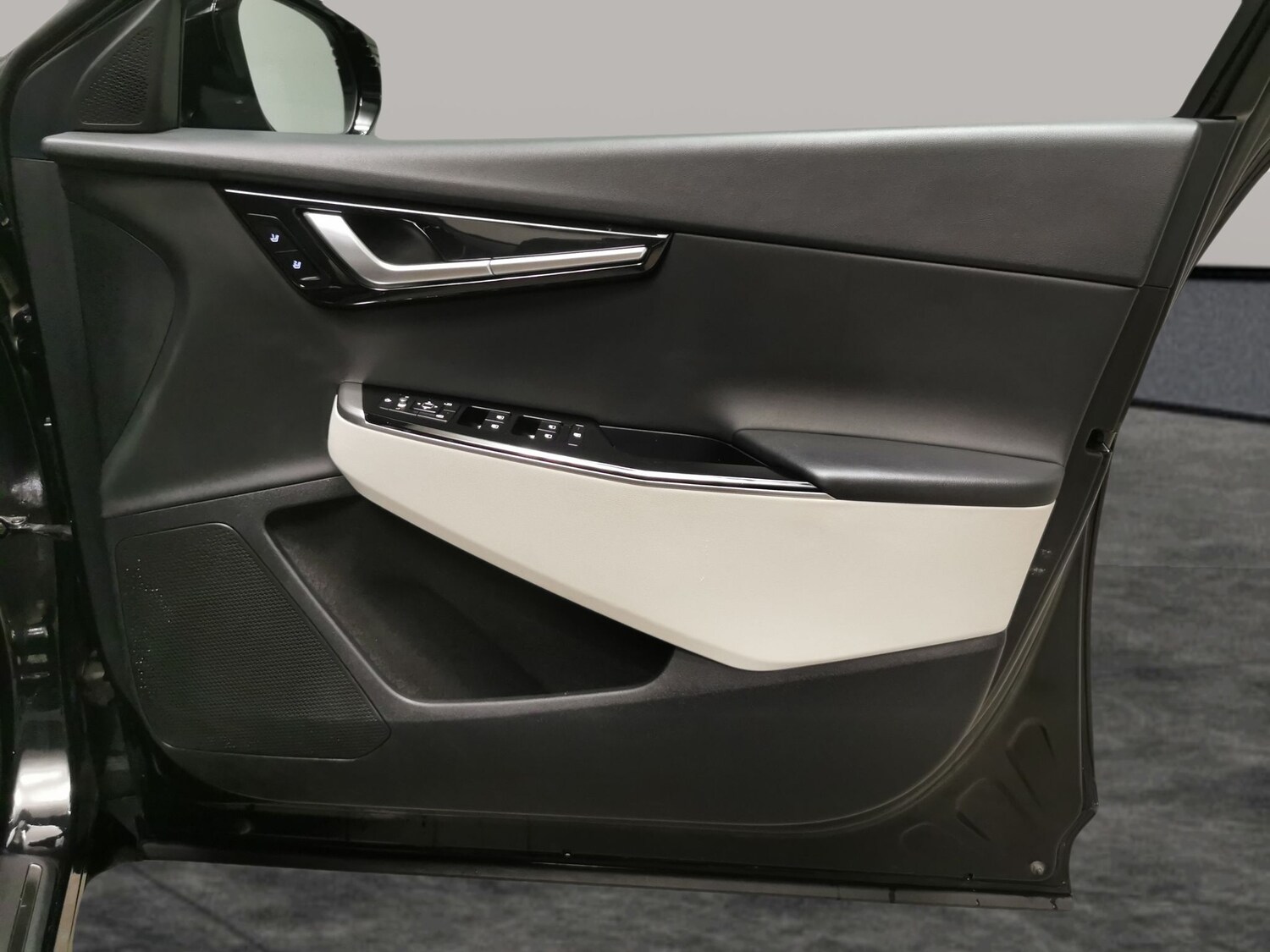 Used Kia EV6 2023 for sale - 78137467: Photo 30