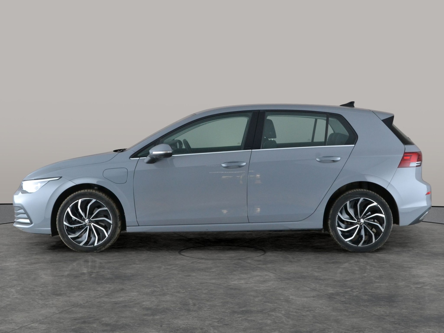 Used Volkswagen Golf 2023 for sale - 77984635: Photo 13