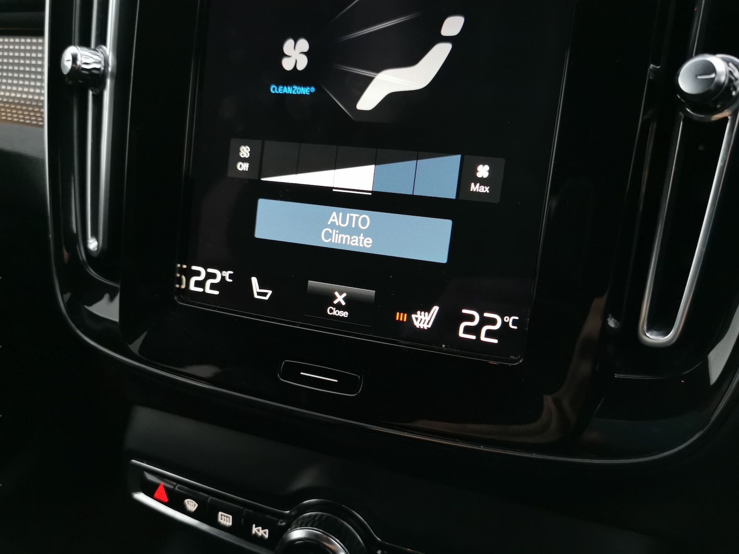 Used Volvo XC40 2021 for sale - 77208075: Photo 18