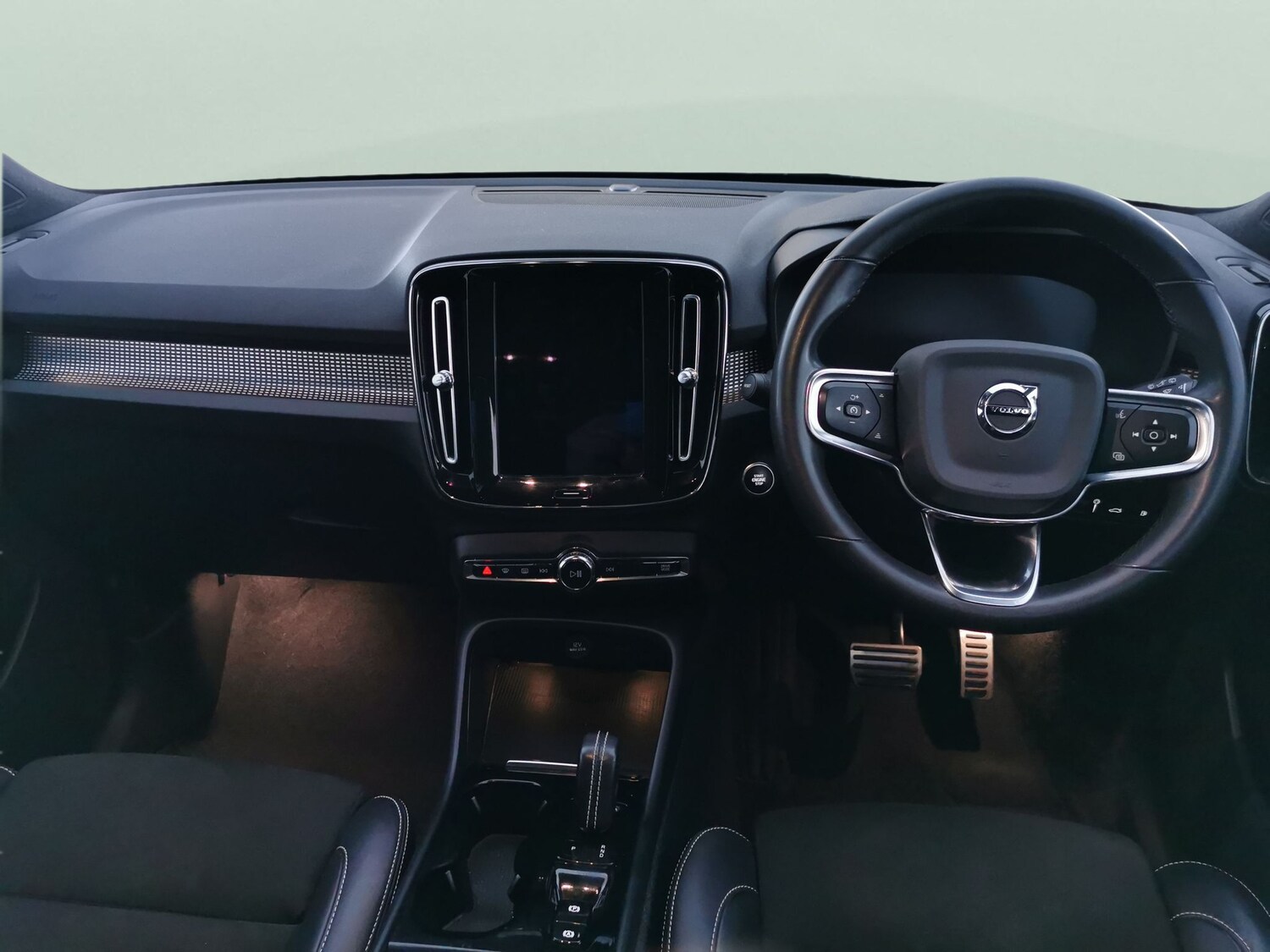 Used Volvo XC40 2021 for sale - 77208075: Photo 7