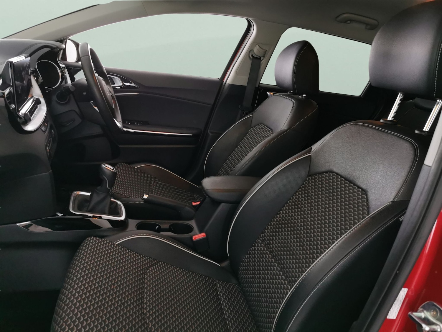 Used Kia Ceed 2022 for sale - 76908306: Photo 4