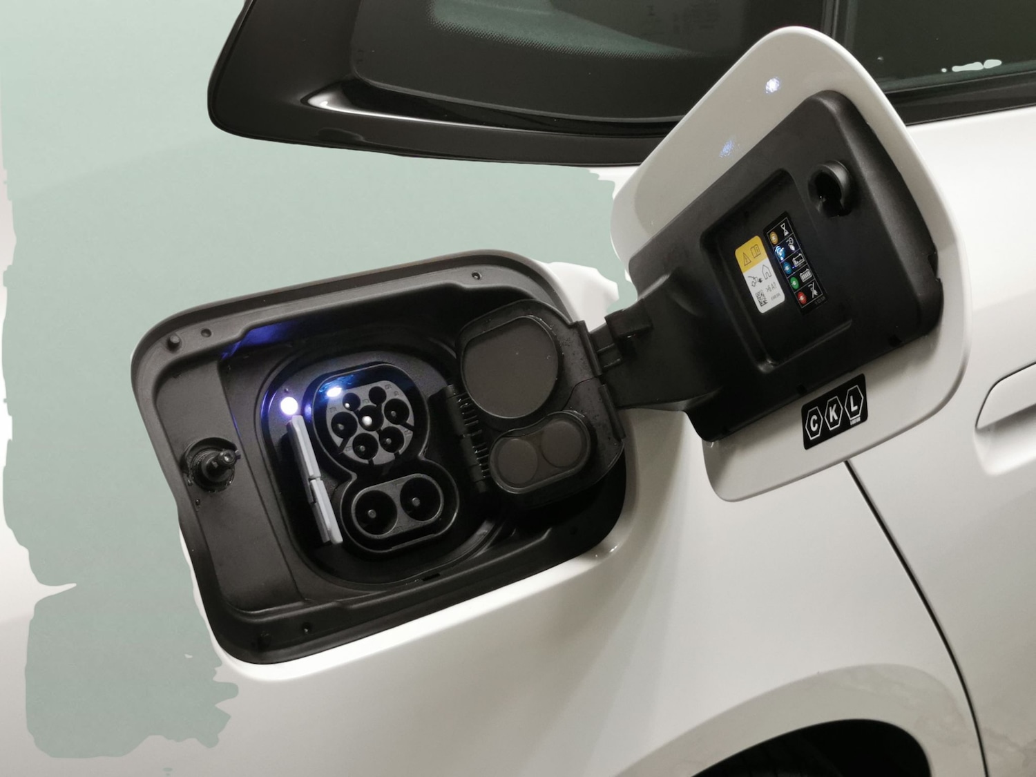 Used BMW i4 2022 for sale - 76526578: Photo 35