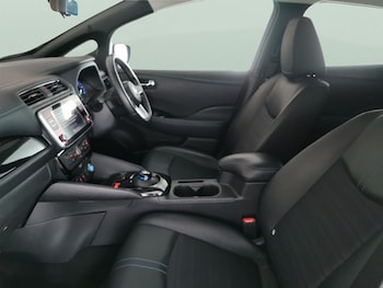 Used Nissan Leaf 2021 for sale - 78357520: Photo