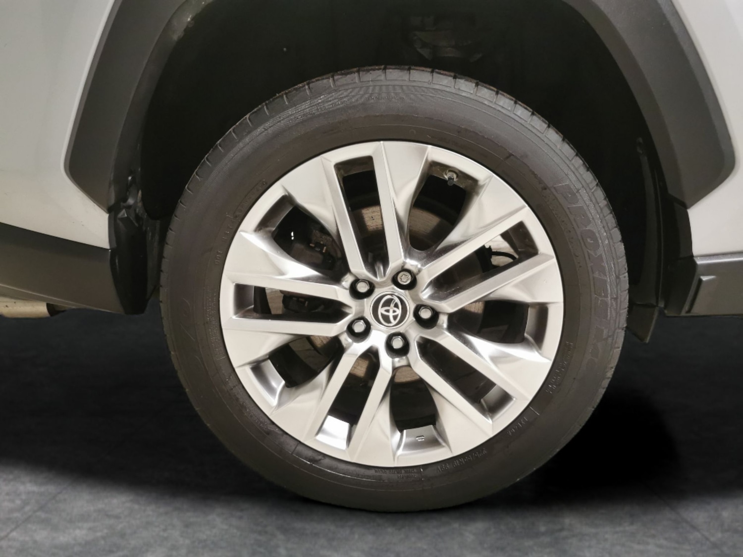 Used Toyota RAV4 2021 for sale - 78001032: Photo 28