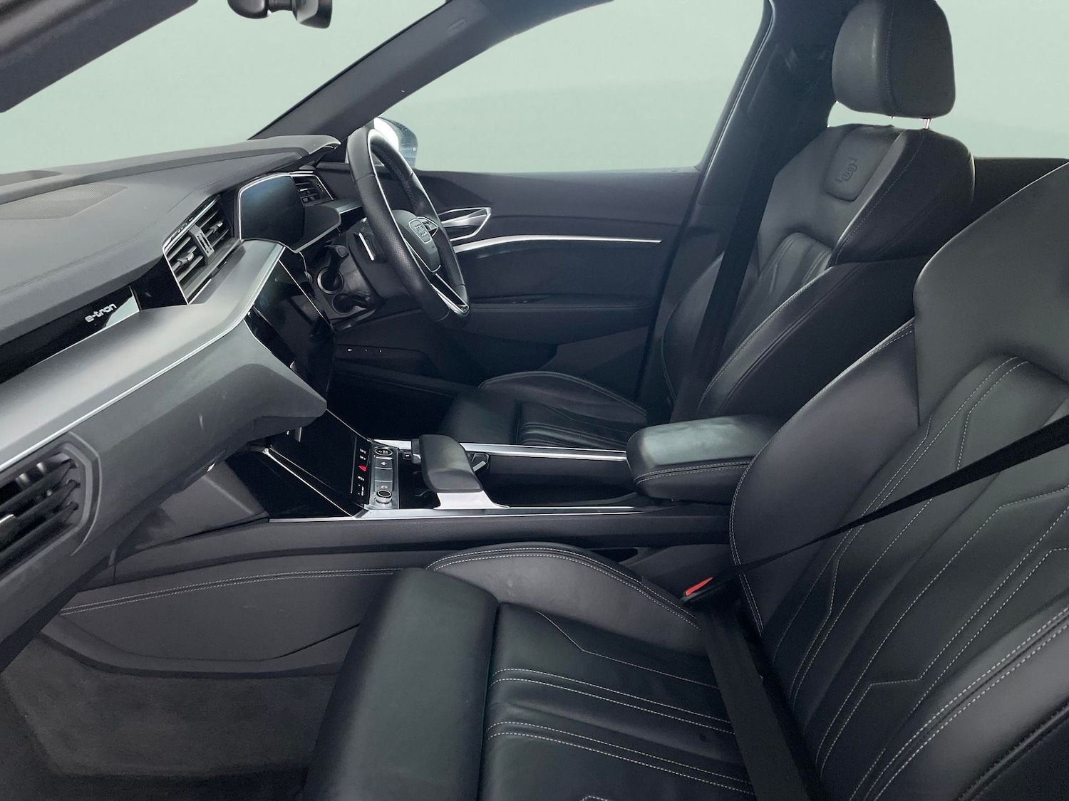 Used Audi e-tron 2022 for sale - 76529019: Photo 4