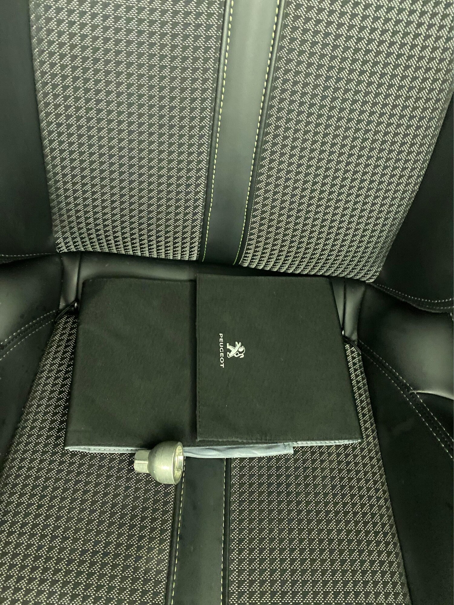 Used Peugeot 2008 2022 for sale - 77802905: Photo 30