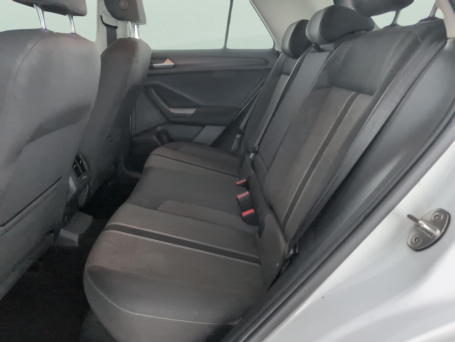 Used Volkswagen T-Roc 2018 for sale - 76436989: Photo 38