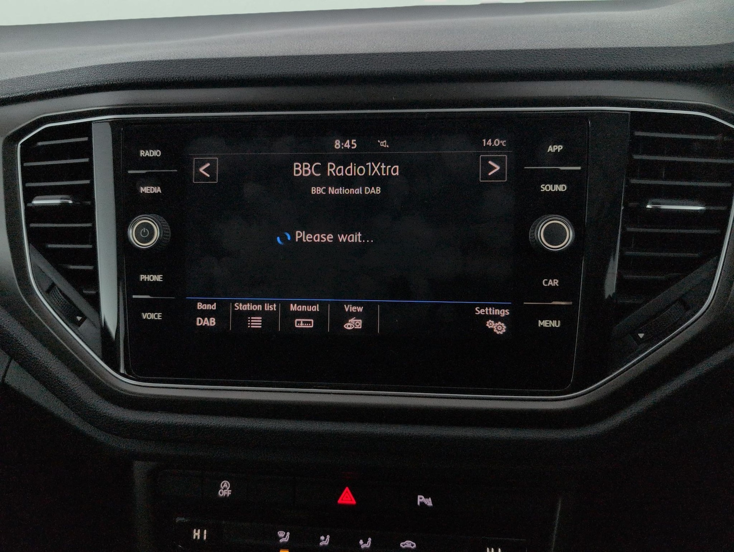 Used Volkswagen T-Roc 2018 for sale - 76436989: Photo 6