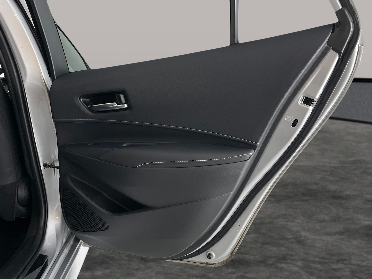 Used Toyota Corolla 2023 for sale - 76946575: Photo 33