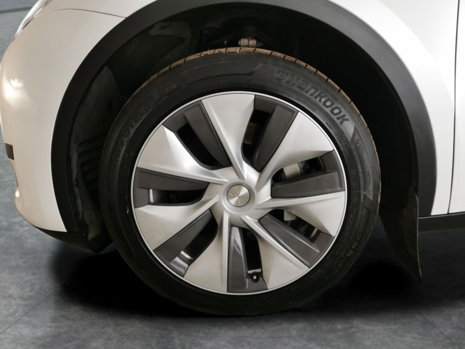 Used Tesla Model Y 2024 for sale - 78094337: Photo 28