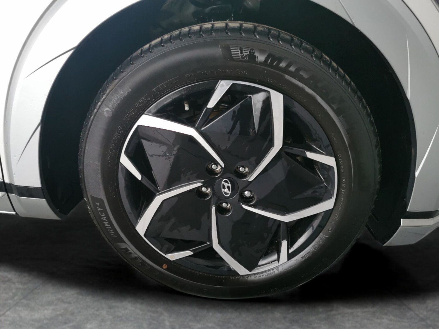 Used Hyundai IONIQ 5 2024 for sale - 77629789: Photo 32