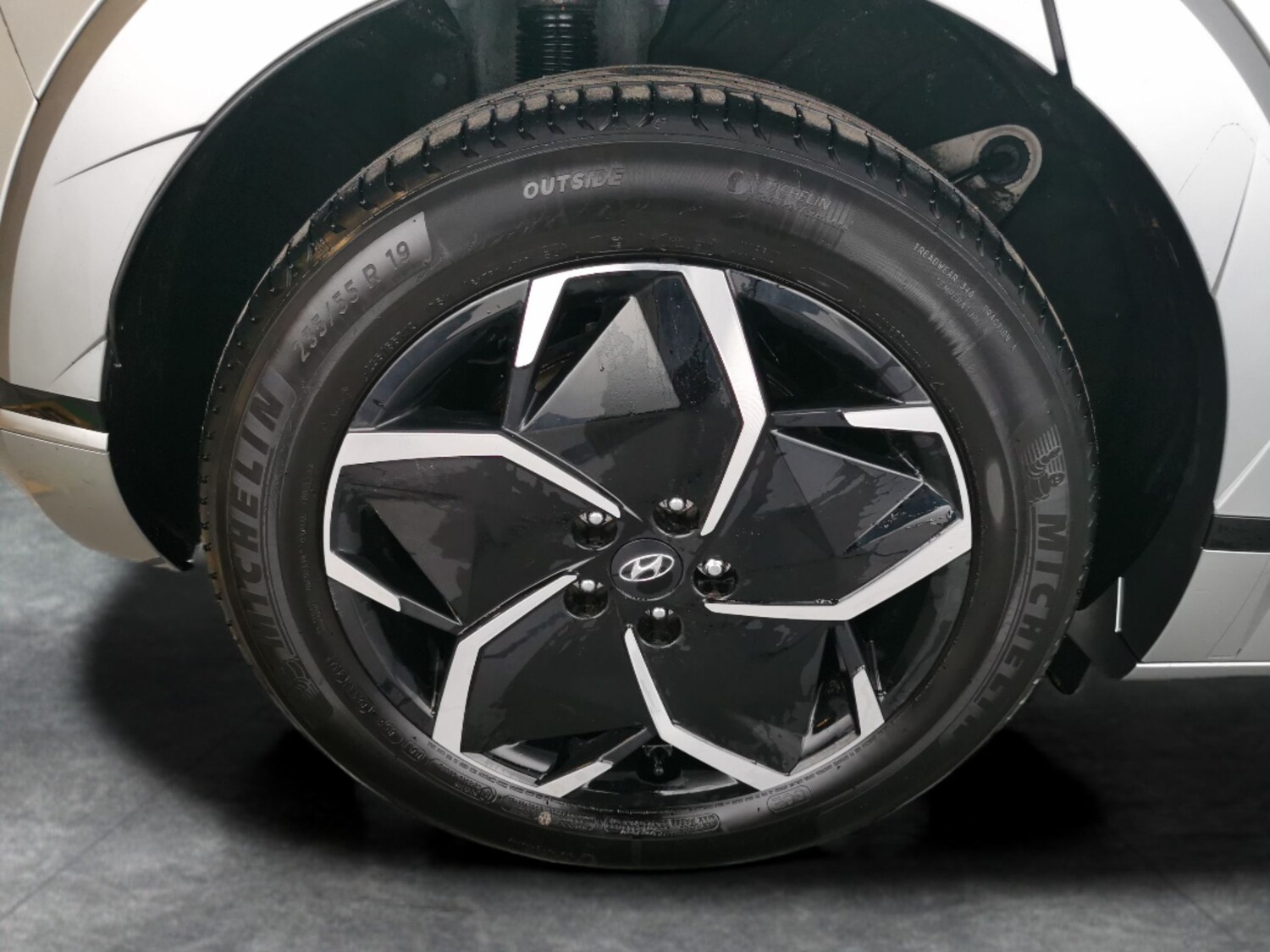 Used Hyundai IONIQ 5 2024 for sale - 77629789: Photo 33