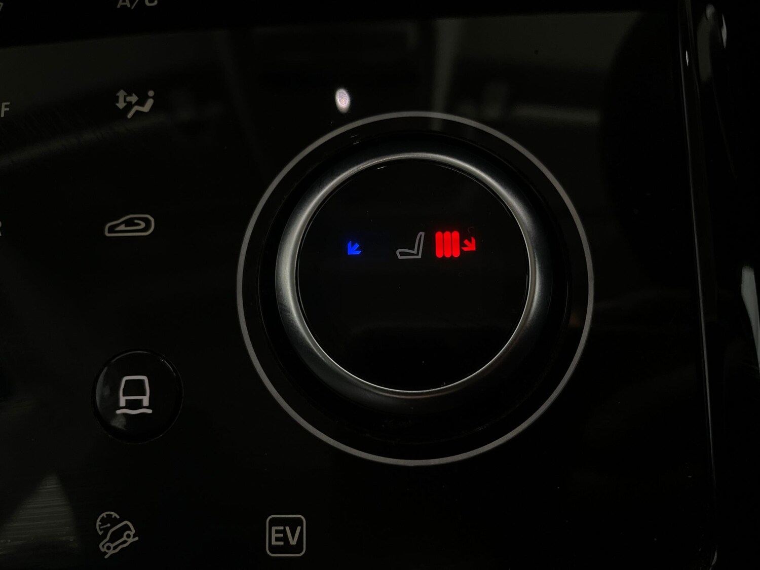 Used Land Rover Range Rover Evoque 2023 for sale - 78212310: Photo 21