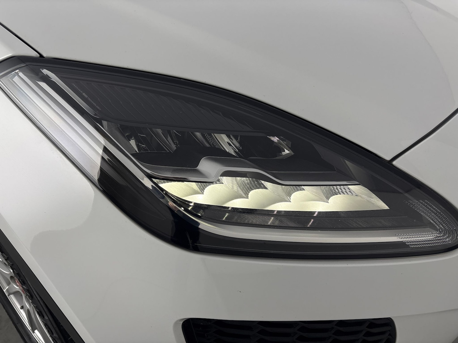 Used Jaguar E-Pace 2019 for sale - 76382989: Photo 26