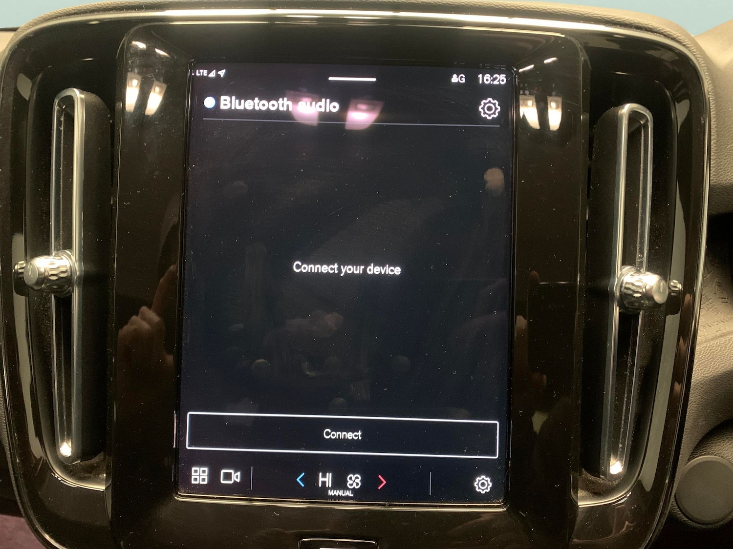 Used Volvo C40 2022 for sale - 77165012: Photo 16