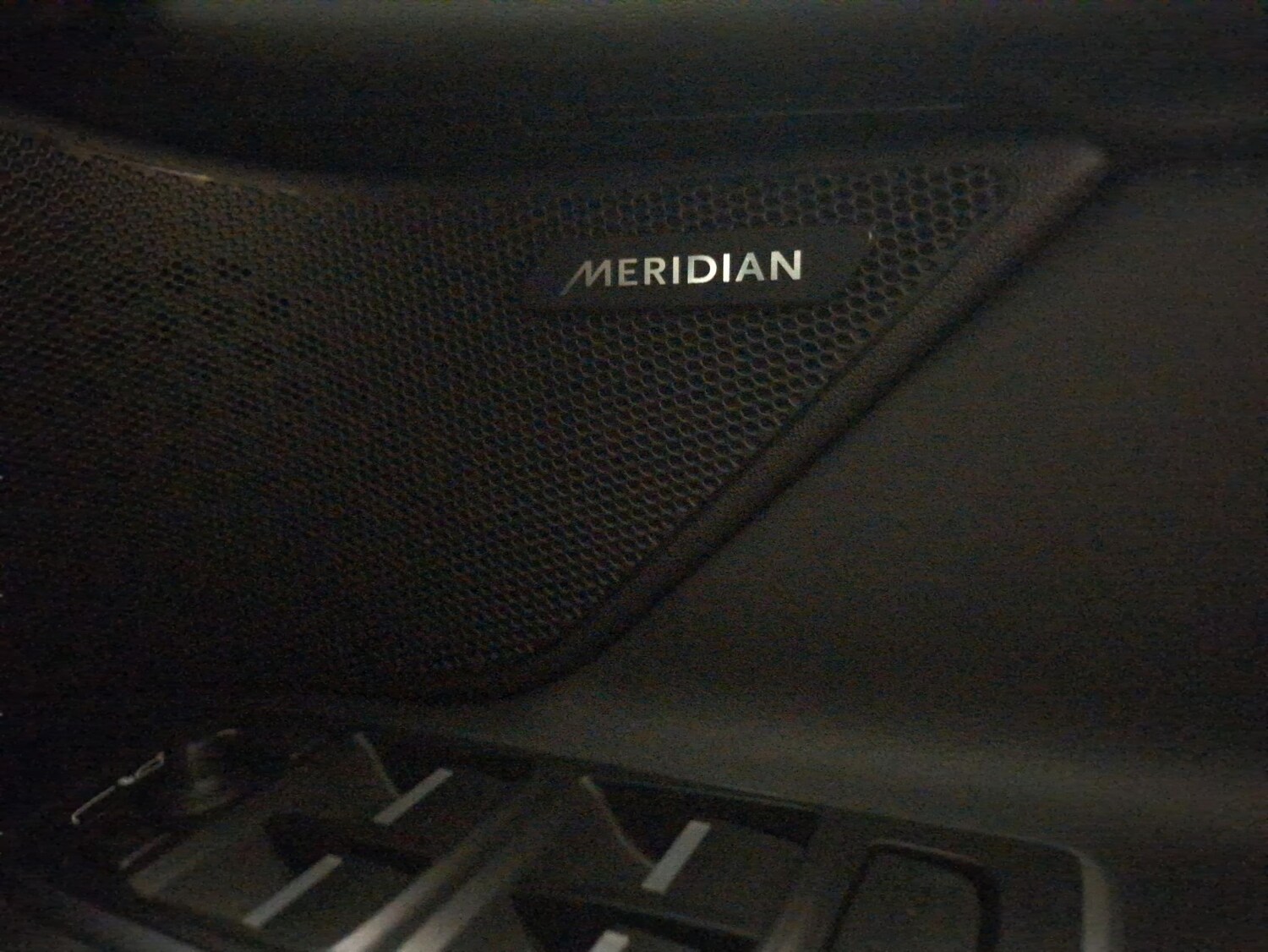 Used Jaguar XF 2018 for sale - 77448097: Photo 15