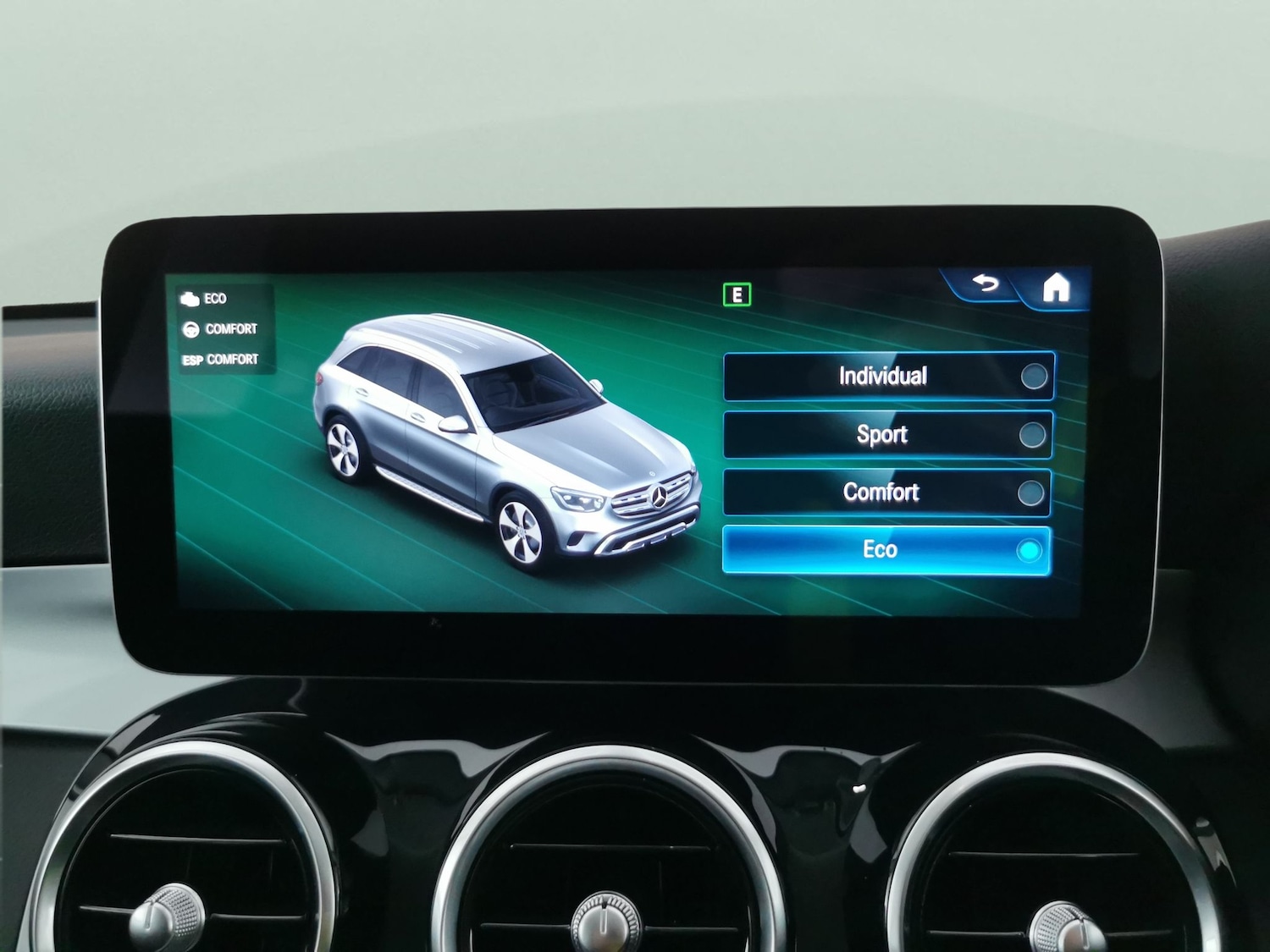 Used Mercedes-Benz GLC 2020 for sale - 77300845: Photo 16