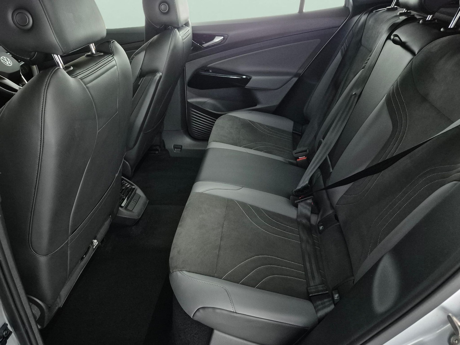 Used Volkswagen ID.4 2023 for sale - 77569945: Photo 28