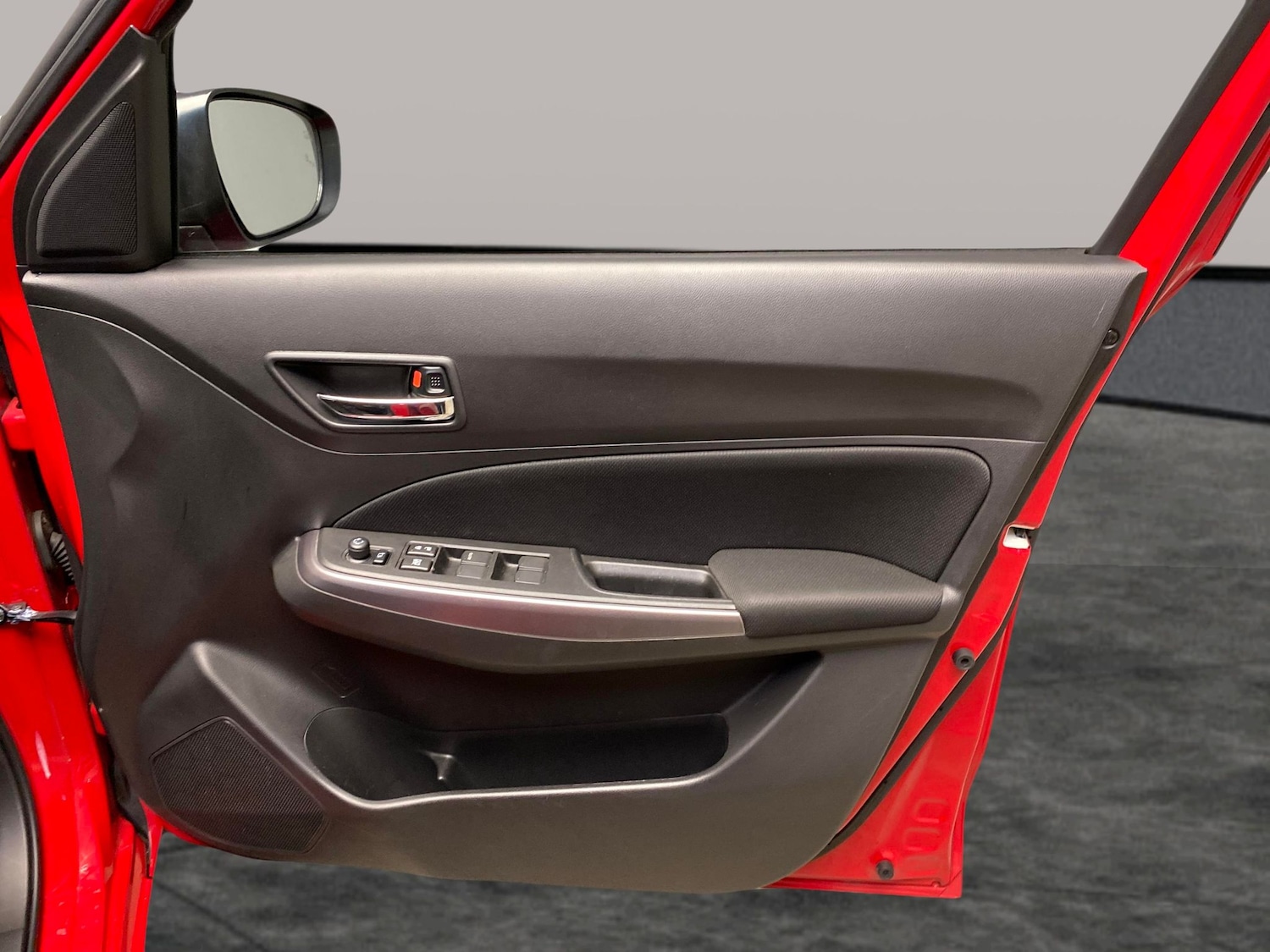 Used Suzuki Swift 2022 for sale - 77980657: Photo 30